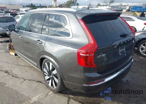 2023 Volvo Xc90 Recharge Plug-In Hybrid T8 Ultimate 6-Seater из США, поврежденный, VIN YV4H600A2P1978043